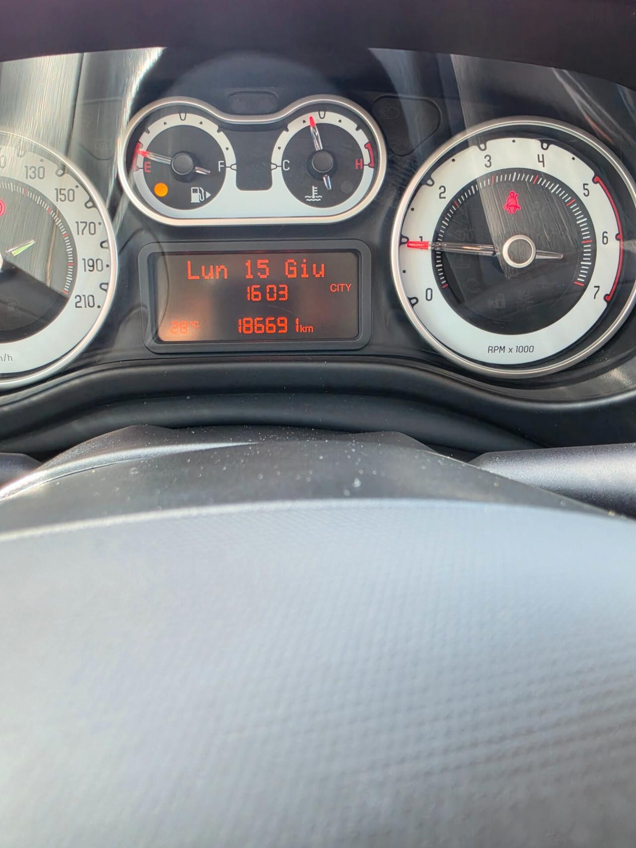Fiat 500L 1.6 Multijet 105 CV Trekking