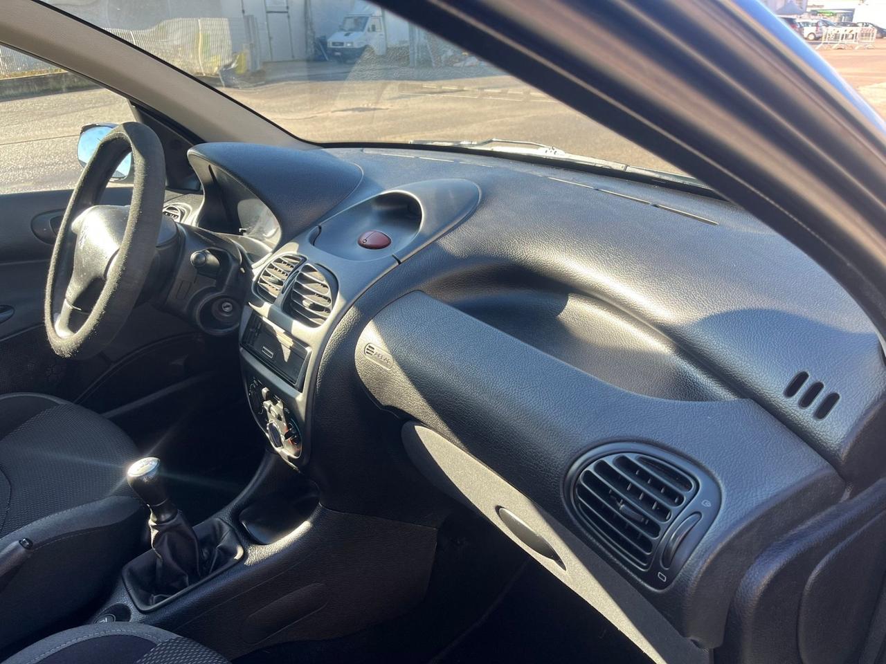 Peugeot 206 1.4 HDi 5p. Enfant Terrible