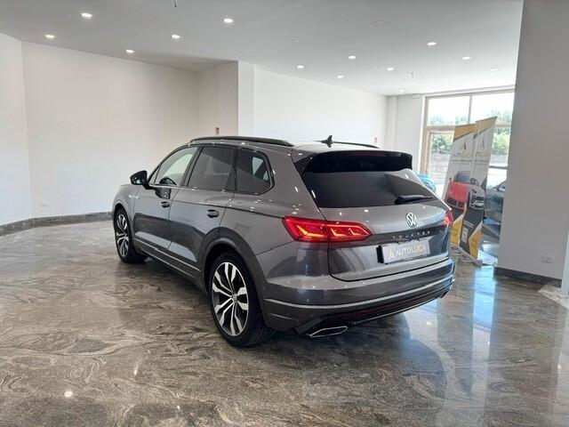 Volkswagen Touareg 3.0 V6 TDI SCR R-LINE