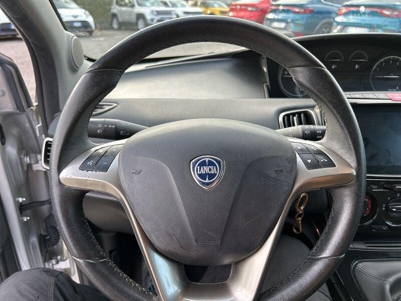 Lancia Ypsilon III 2021 1.0 firefly hybrid Gold s&s 70cv