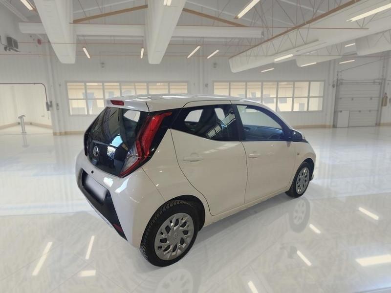 TOYOTA AYGO 1.0 VVT-i x-business Plus MMT 5 PORTE