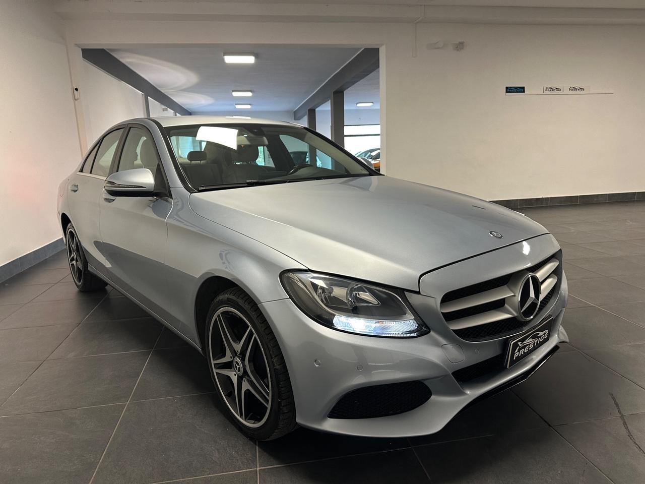 MERCEDES-BENZ C180D SPORT BERLINA 116CV AUTOMATICO