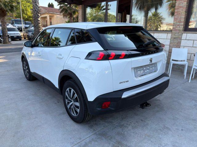 PEUGEOT 2008 BlueHDi 110 S&S Active