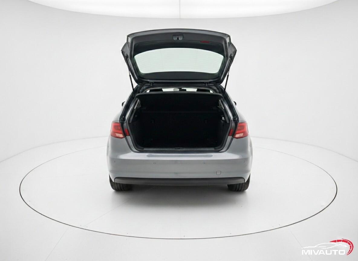 Audi A3 Sportback 1.6 TDI 110cv ADMIRED S-TRONIC E6