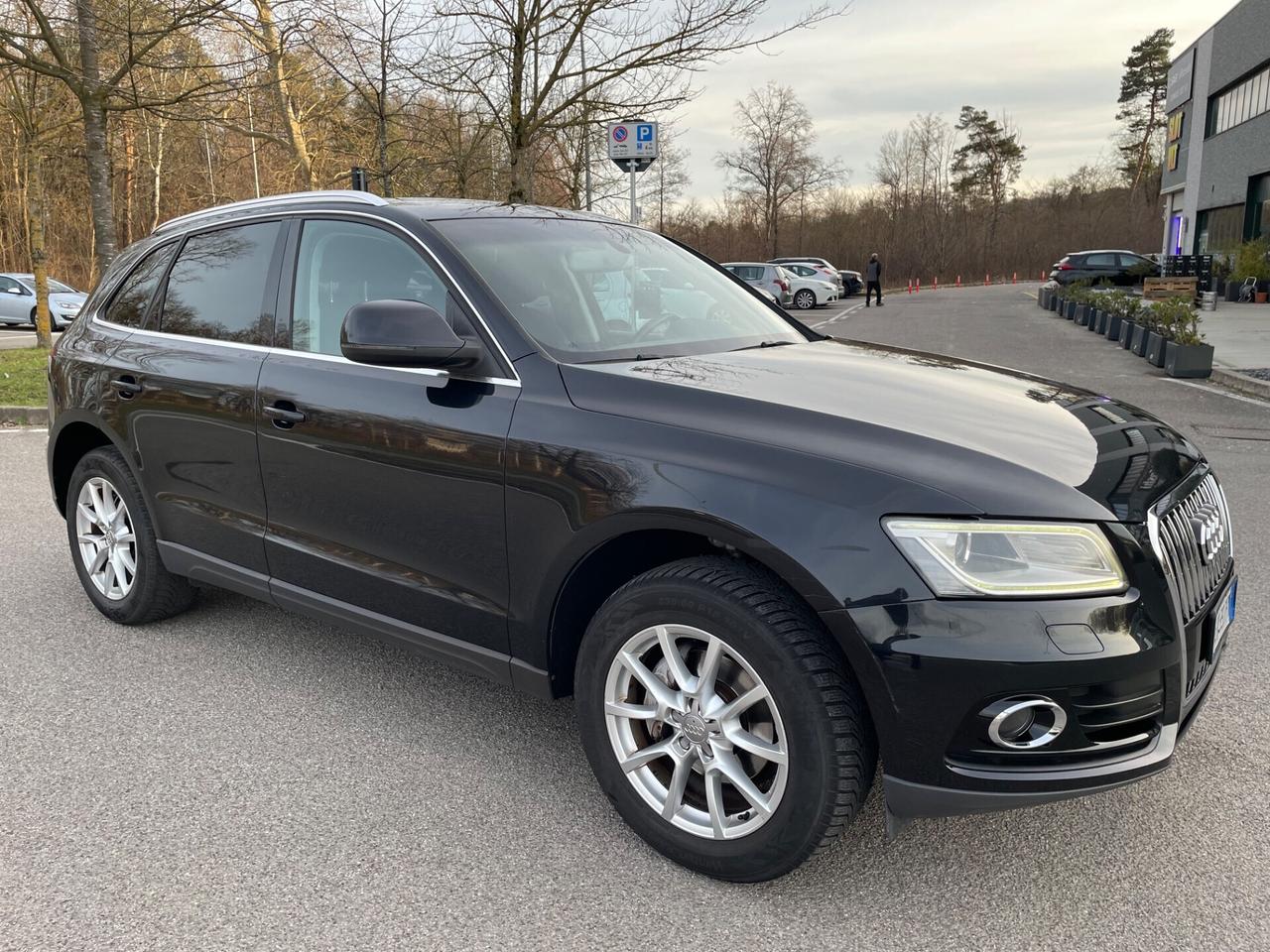Audi Q5 2.0 TDI 177CV quattro*Automatik*Navi*Cerchi*