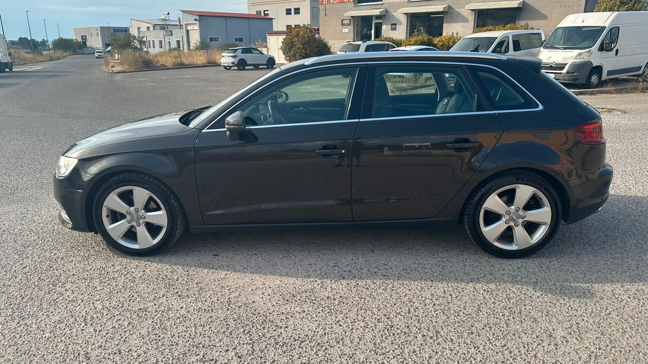 Audi A3 Sportback 2.0 TDI 150 CV S tronic Pronta Consegna