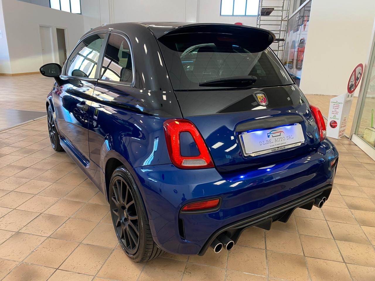 Abarth 595 1.4 Turbo T-Jet 165 CV Monster Energy Yamaha