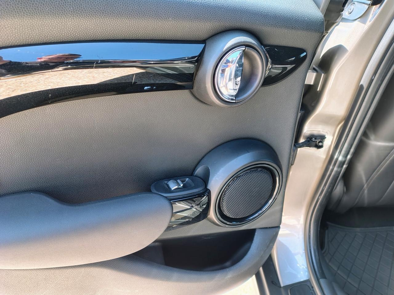 Mini Mini 2.0 Cooper SD aut. Hype