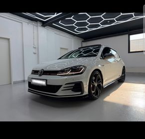 Volkswagen Golf GTI 2.0 TSI TCR DSG