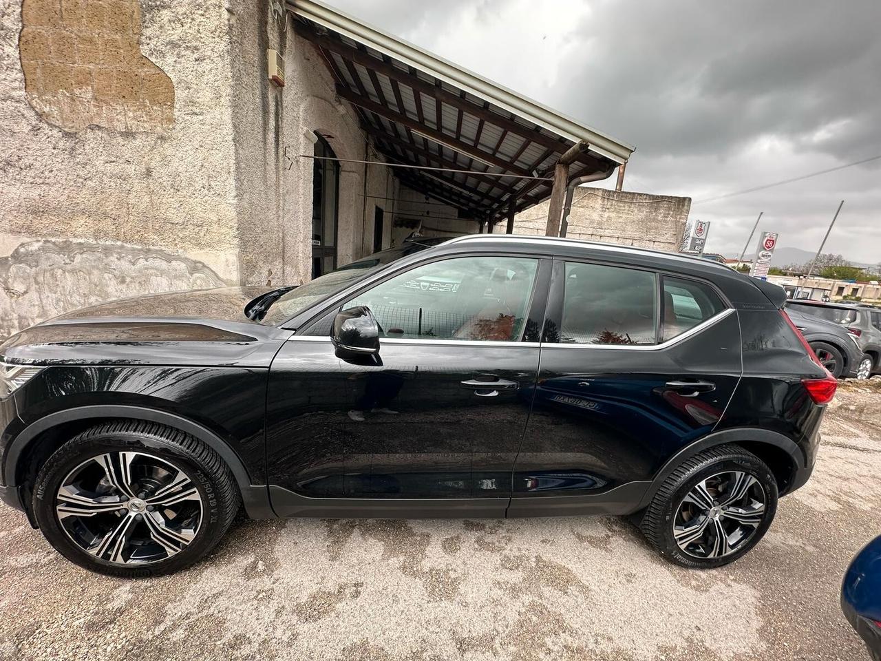 Volvo XC40 D3 Inscription AUTOCARRO
