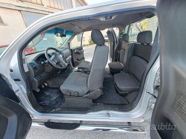 Nissan Navara (D40) 2.5 dCi 174CV 4WD Cabina Singola SE