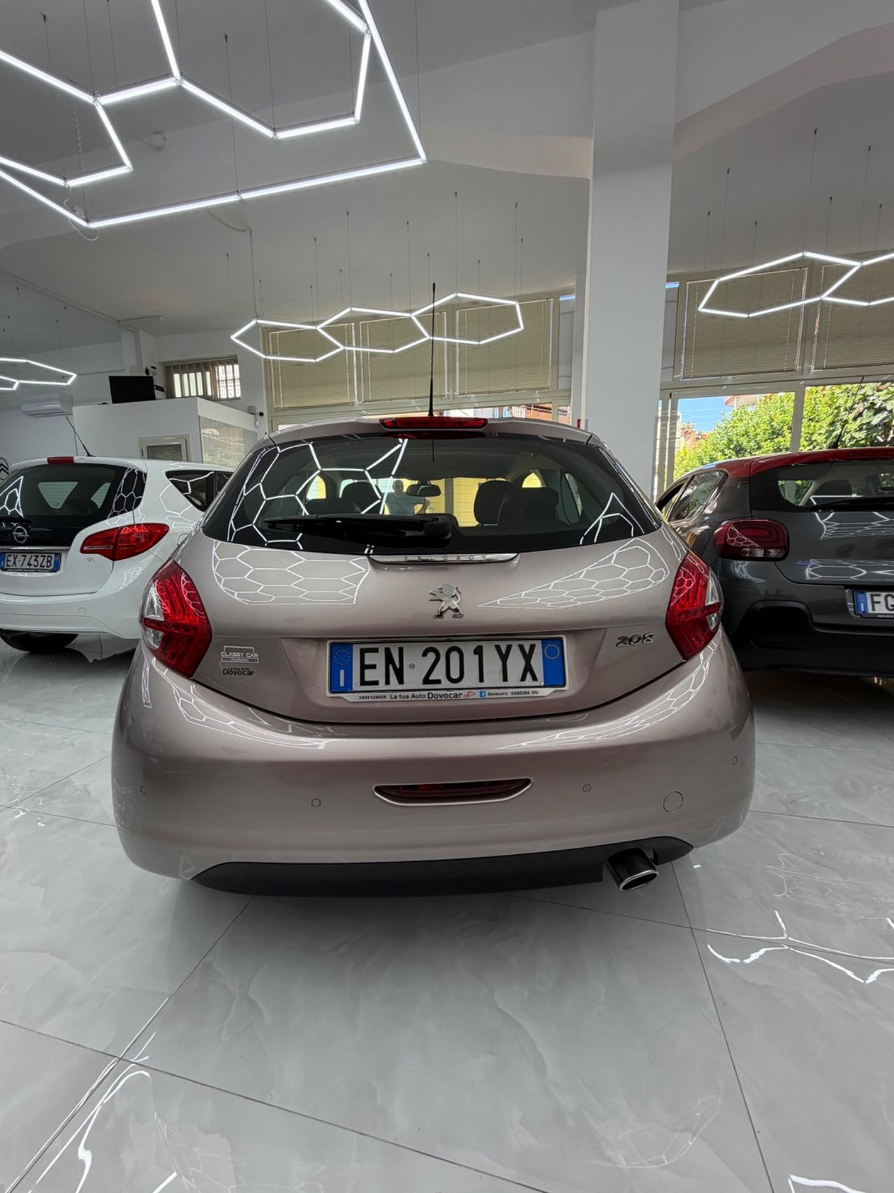 Peugeot 208 1.2 VTi 82 CV 3 porte Allure