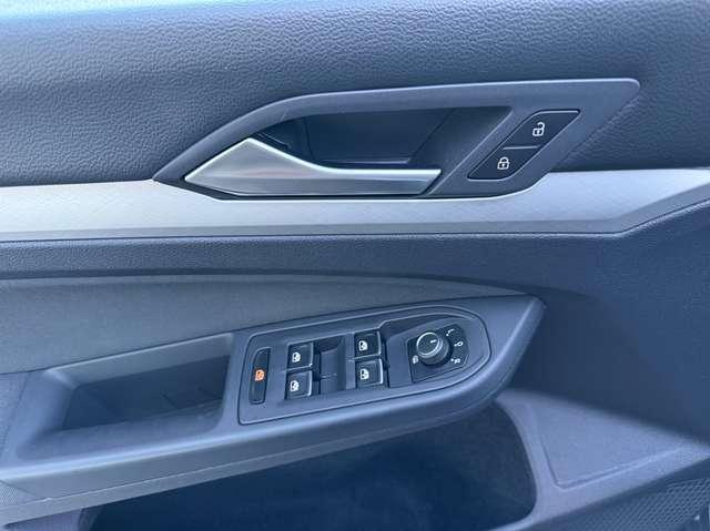 Volkswagen Golf 2.0TDI Life DSG 115CV Navi E6D Lane Assist IVAespo