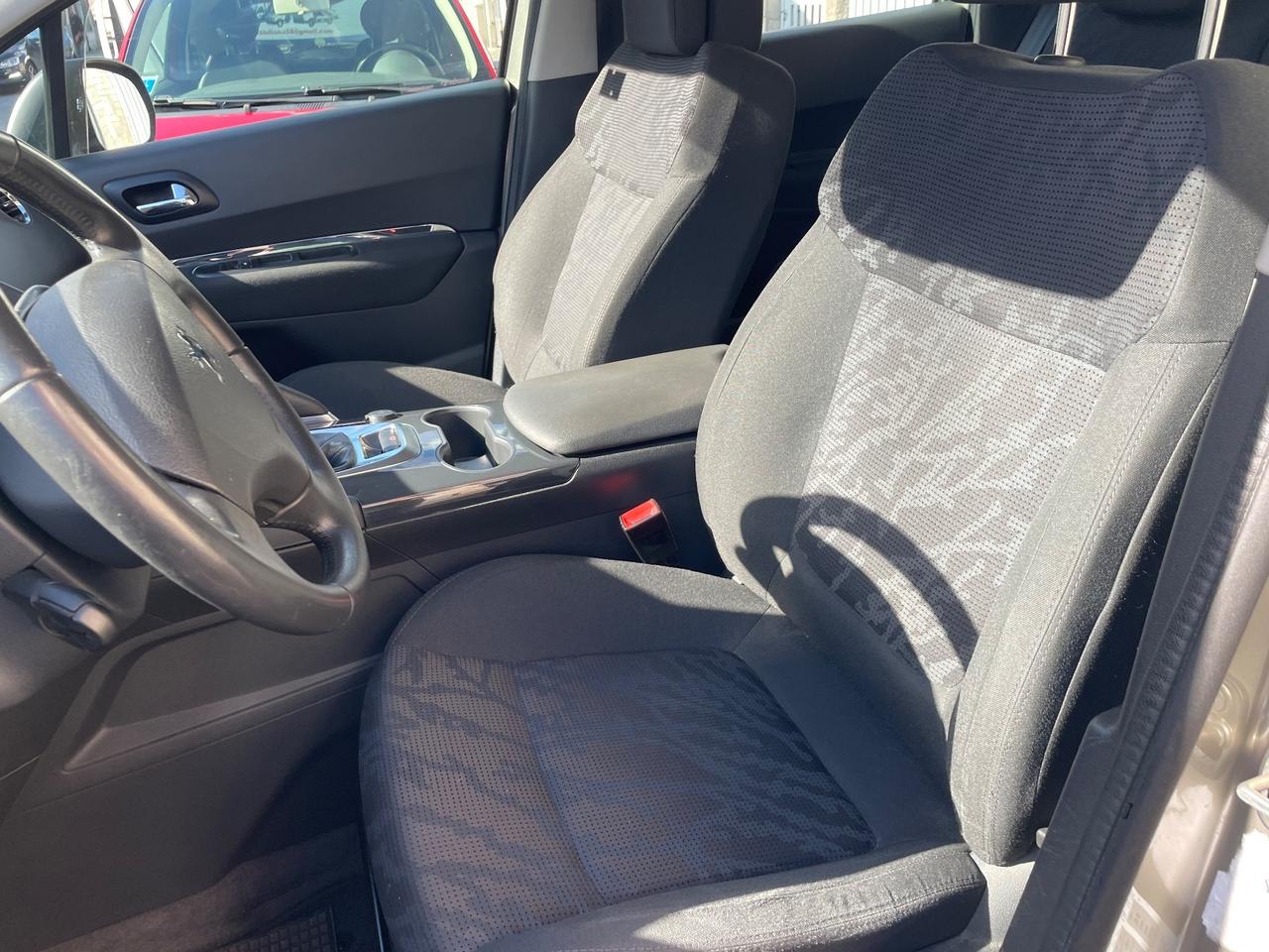 Peugeot 3008 1.6 HDi 112CV Active Mix