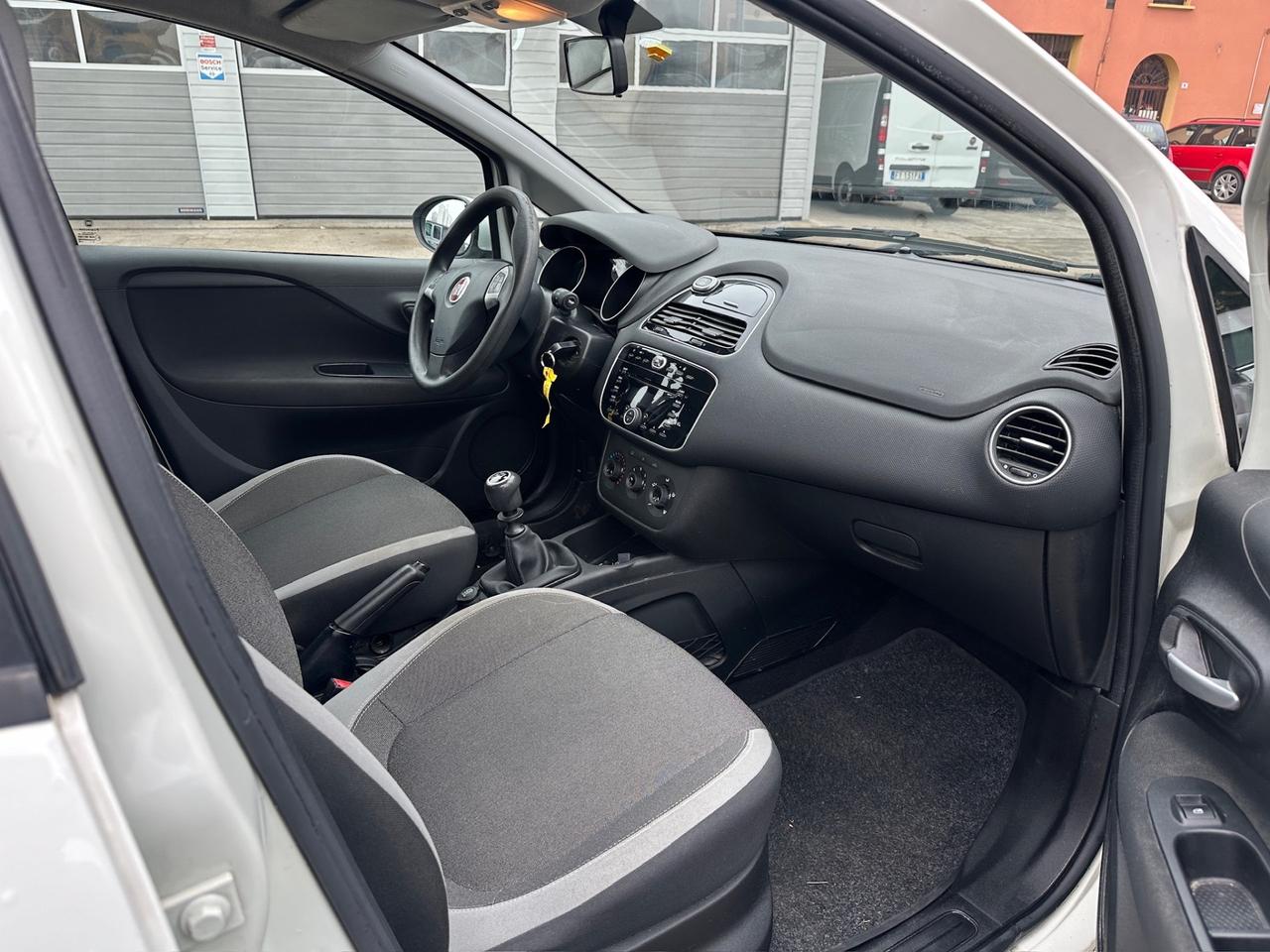 Fiat Grande Punto 1.4 5 porte X Neopatentati