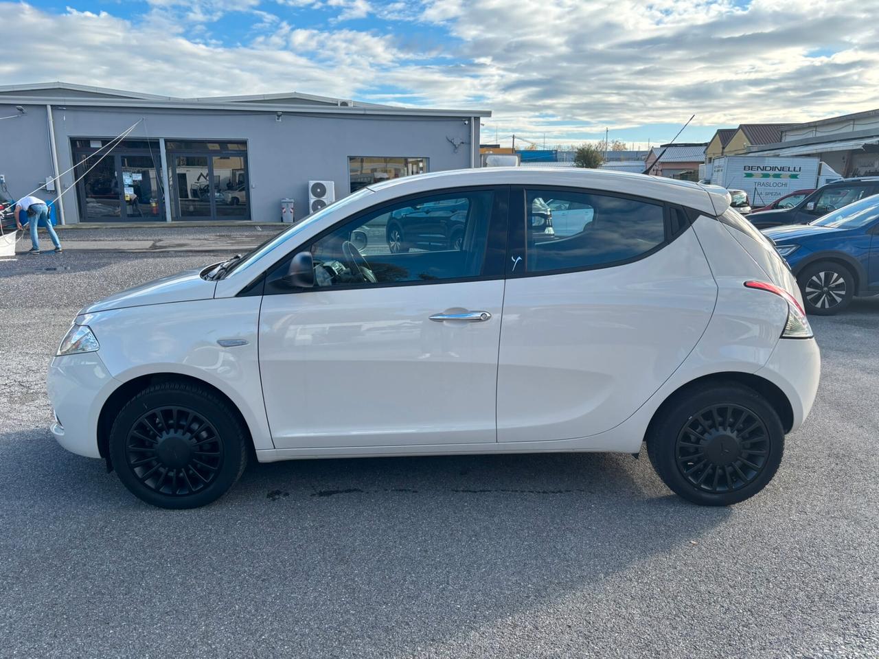 Lancia Ypsilon 1.2 69 CV 5 porte