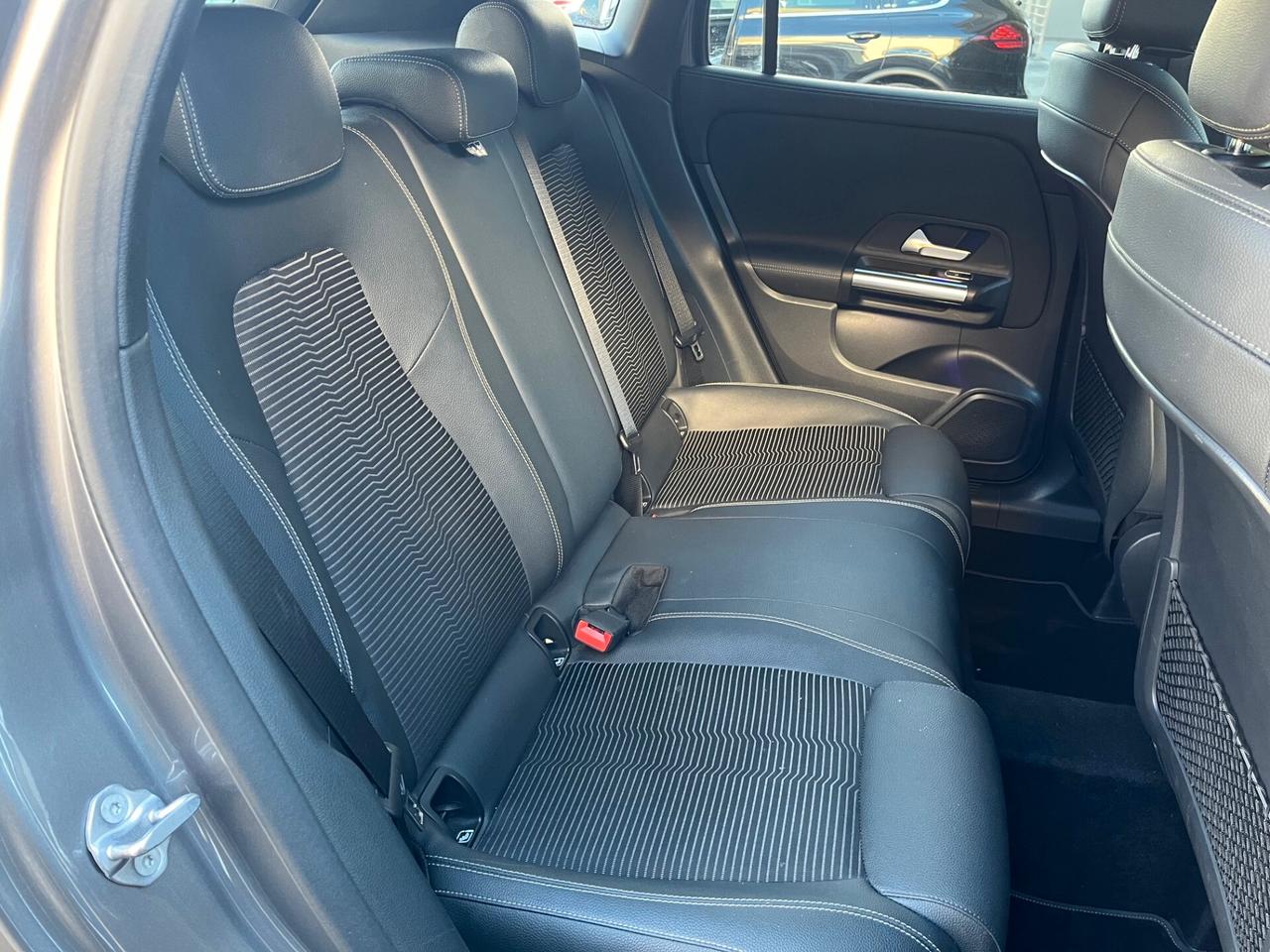 Mercedes-benz GLA 180 d 115cv Sport Plus auto NIGHT VIRTUAL/LED/LUCI/18;