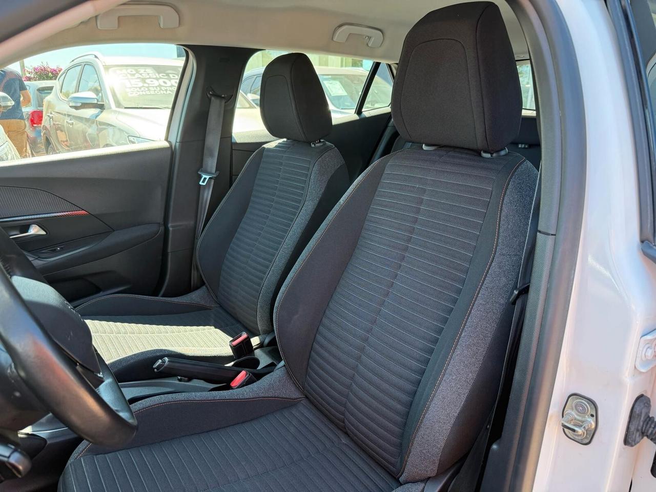 Peugeot 2008 BlueHDi 100 S&S Allure