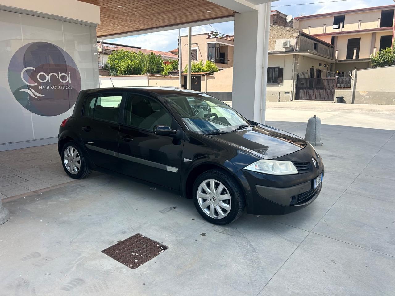 Renault Megane Mégane 1.5 dCi/105CV 4 porte Luxe