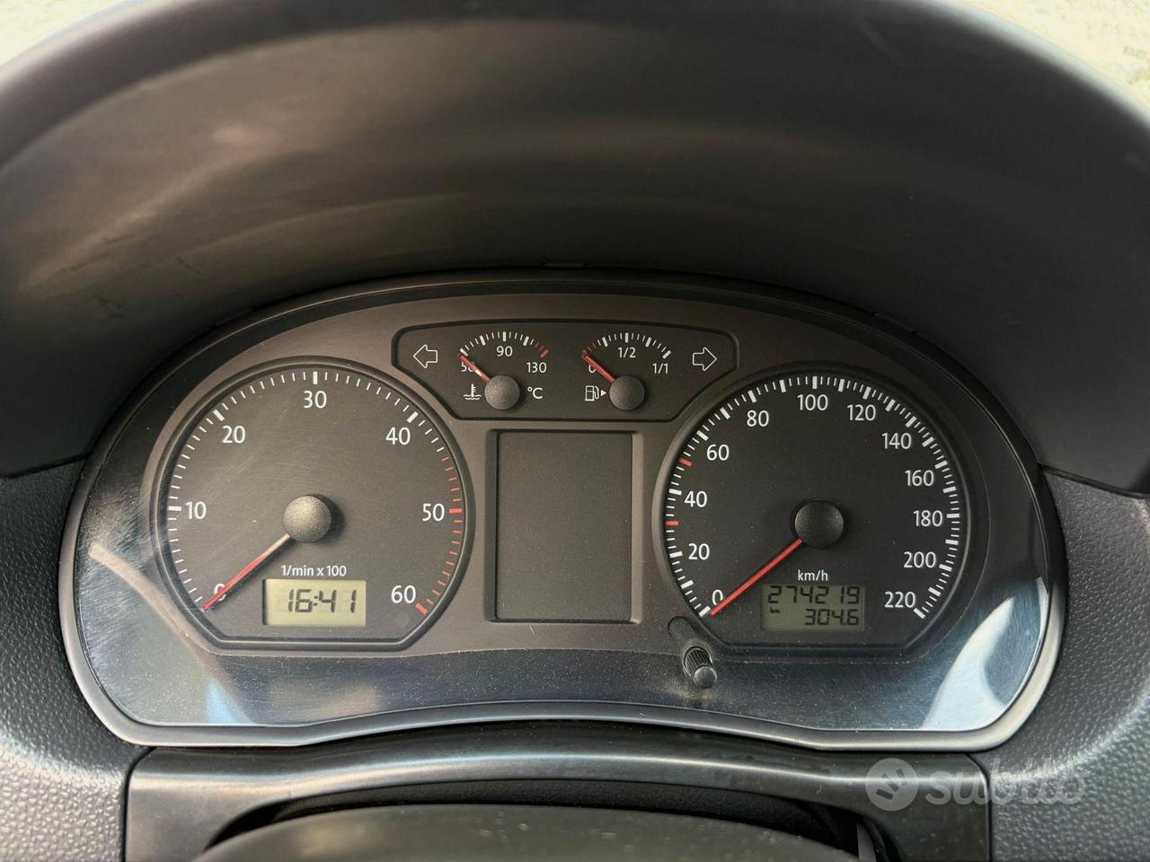 VOLKSWAGEN POLO 1.4 TDI COMFORTLINE (70CV) 5P