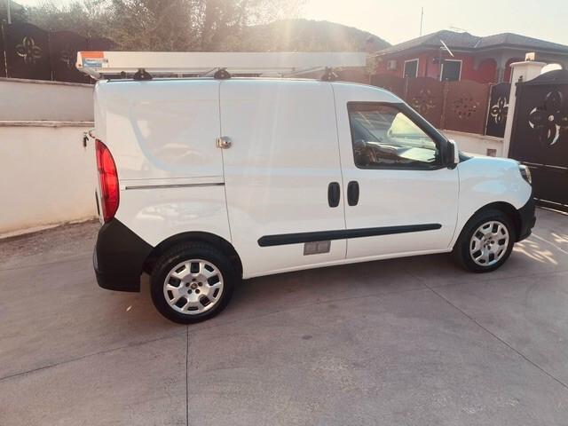 Fiat Doblo 1.4 TJET 120 CV PORTASCALA SCAFFALE PORTA LATERALE