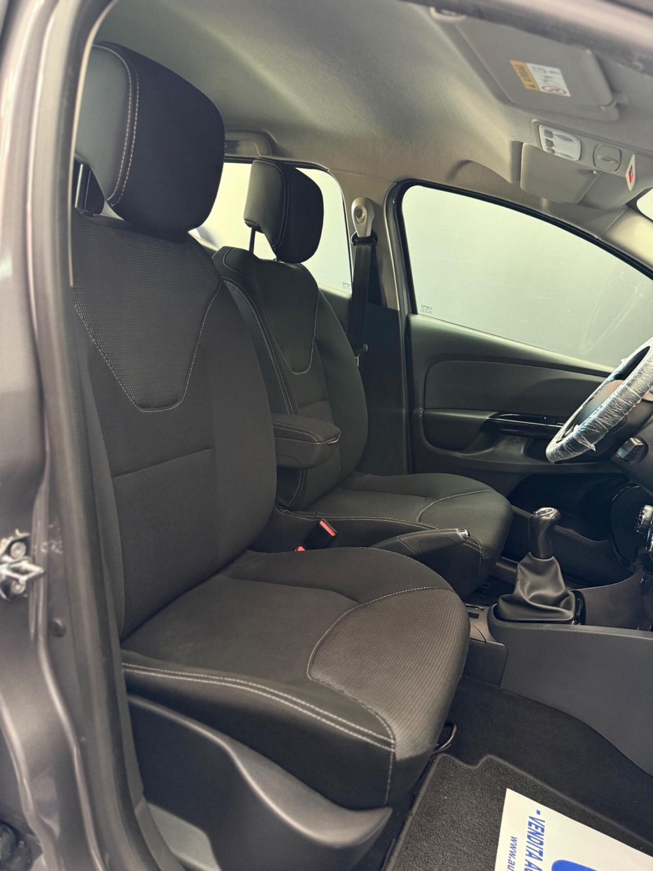 Renault Clio 1.5 dCi 75CV Costume National 2014