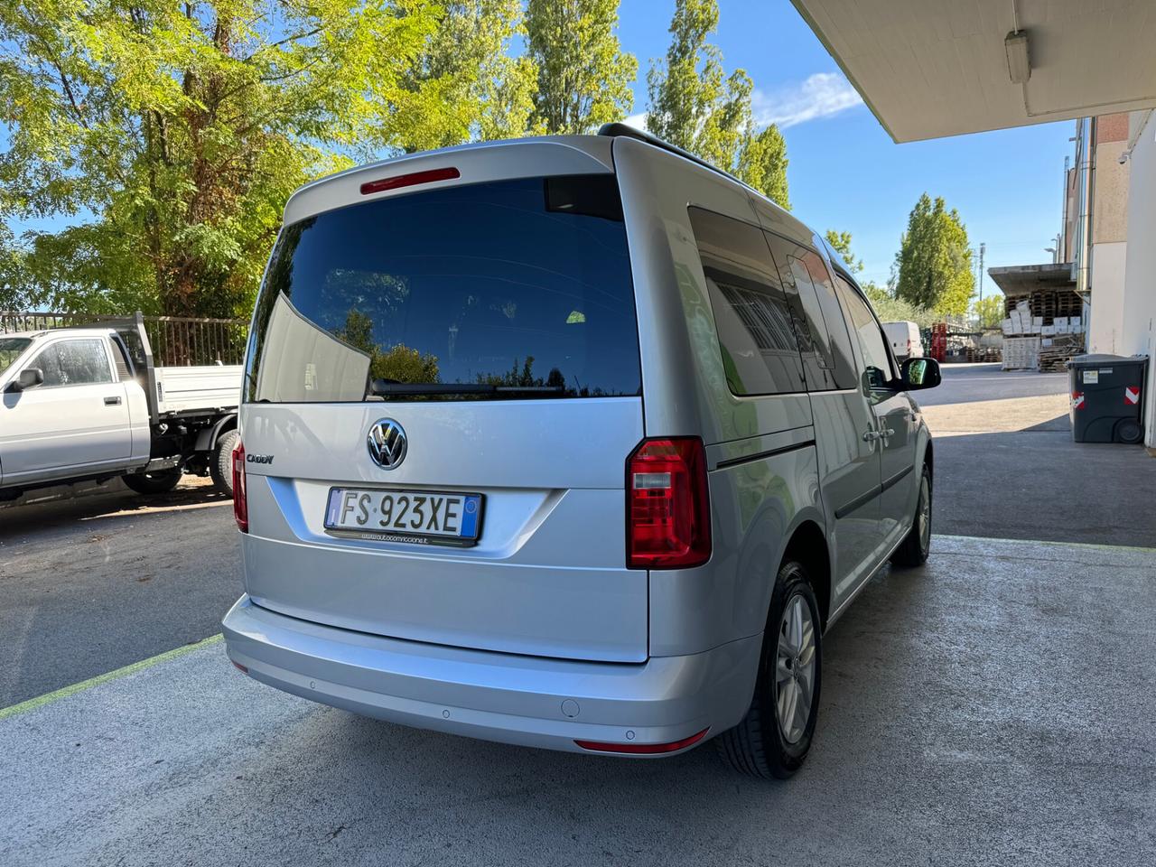 Volkswagen Caddy 2.0 TDI N1 DSG GARANZIA 24 MESI