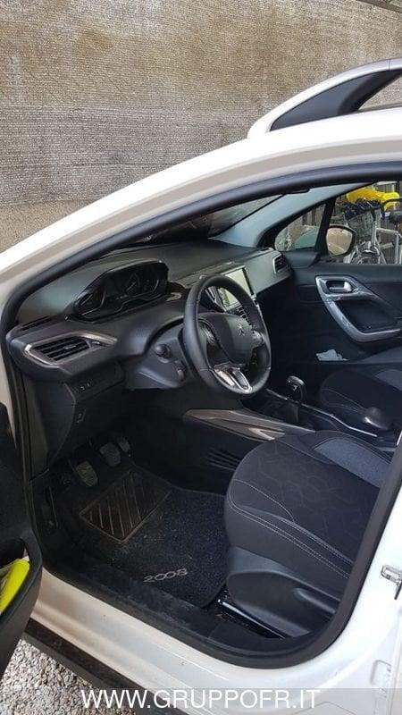 Peugeot 2008 PureTech 82 Allure CONSUMA OLIO