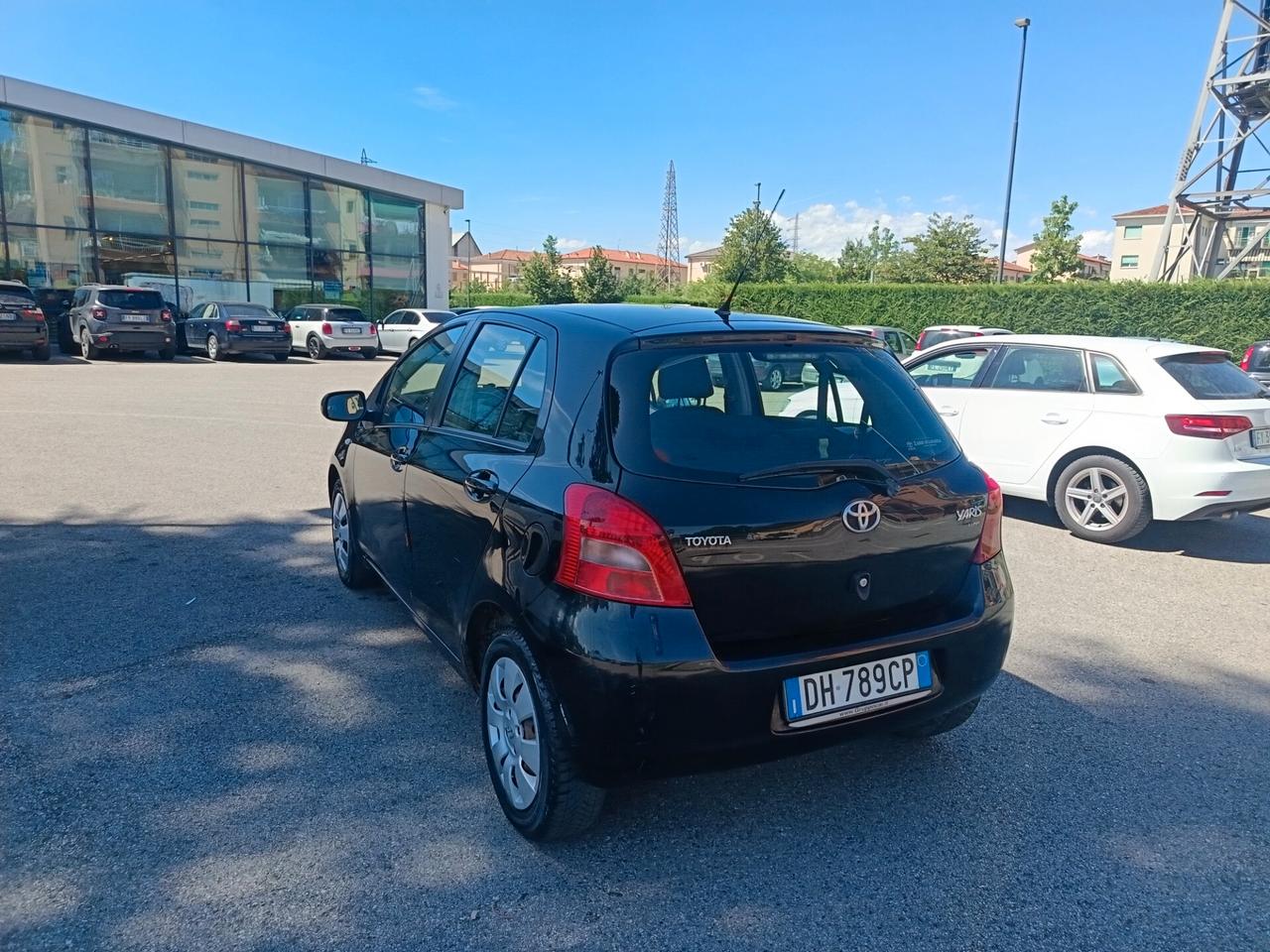Toyota Yaris 1.3 benzina 2007 ok neo patente