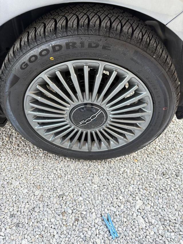 FIAT 500e 3+1 42 kWh Icon