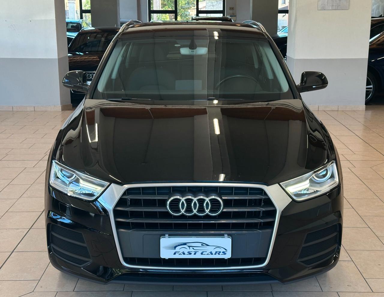 AUDI Q3 2.0TDI BUSINESS 120cv NEOPATENTATI*NAVI*CLIMA*