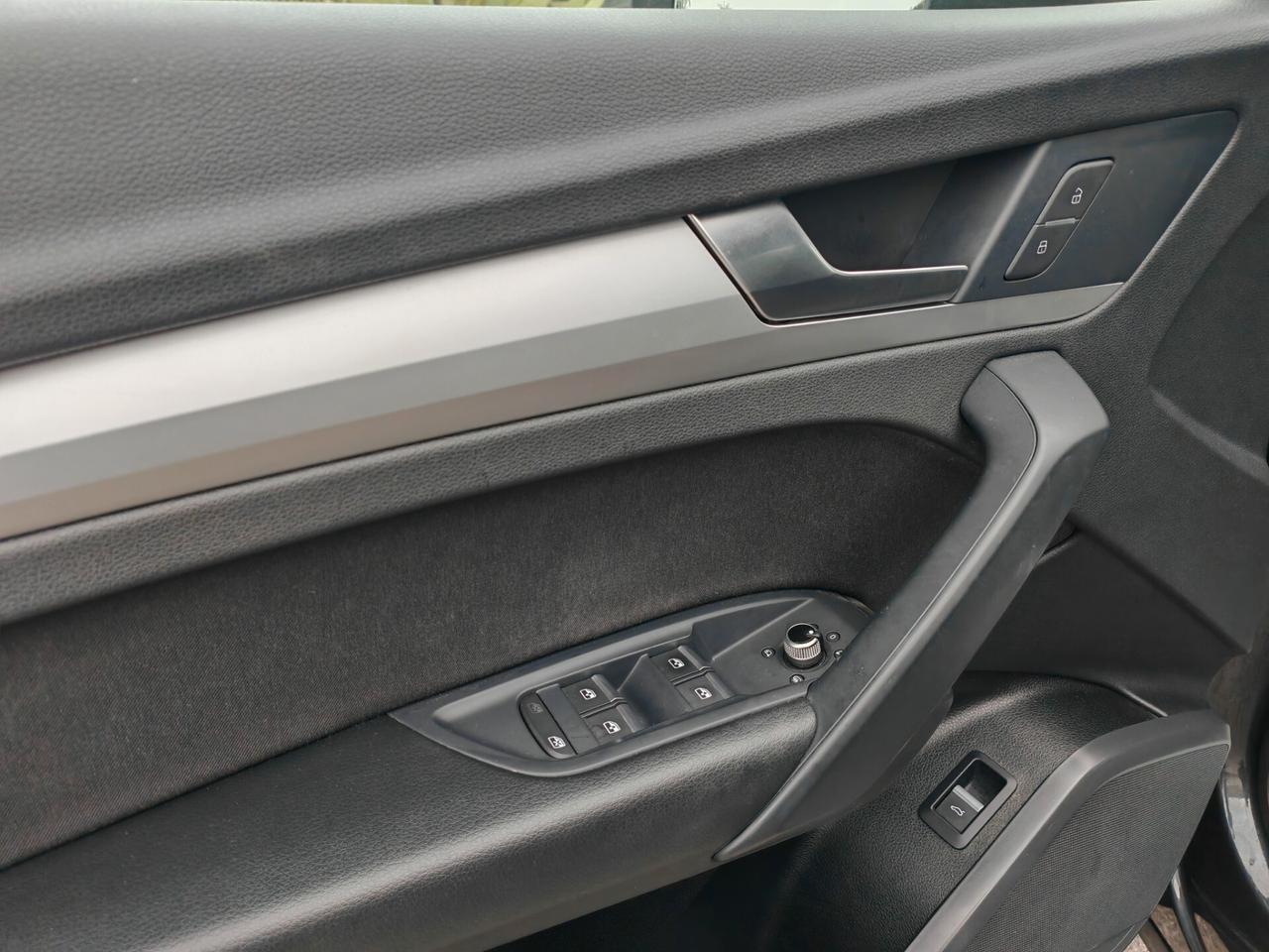 Audi Q5 2.0TDI ibrida full optional 2022