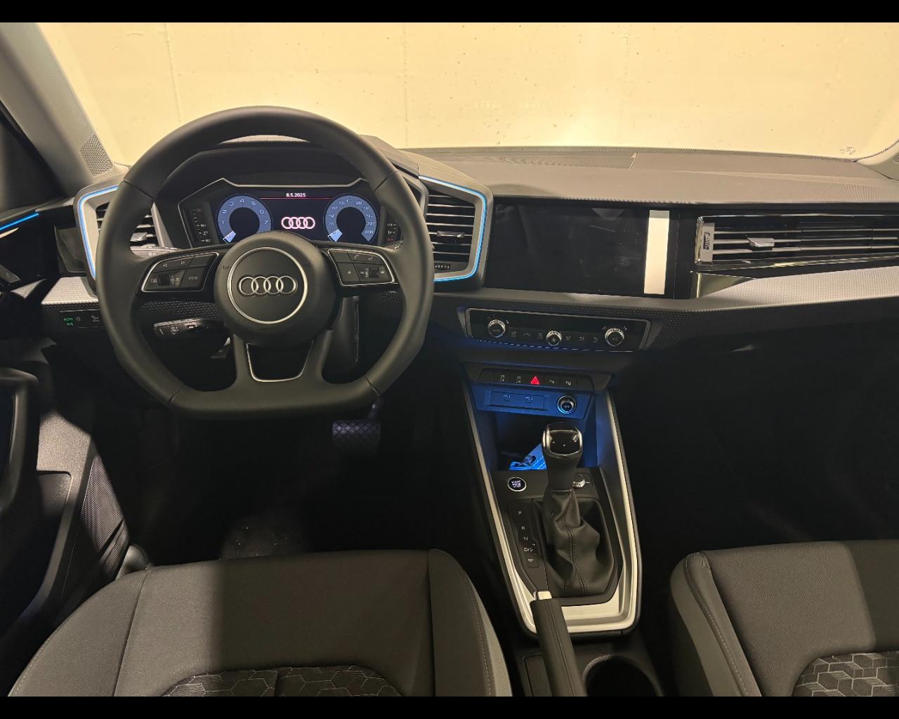 AUDI A1 SPORTBACK 30 TFSI S-TRONIC S LINE