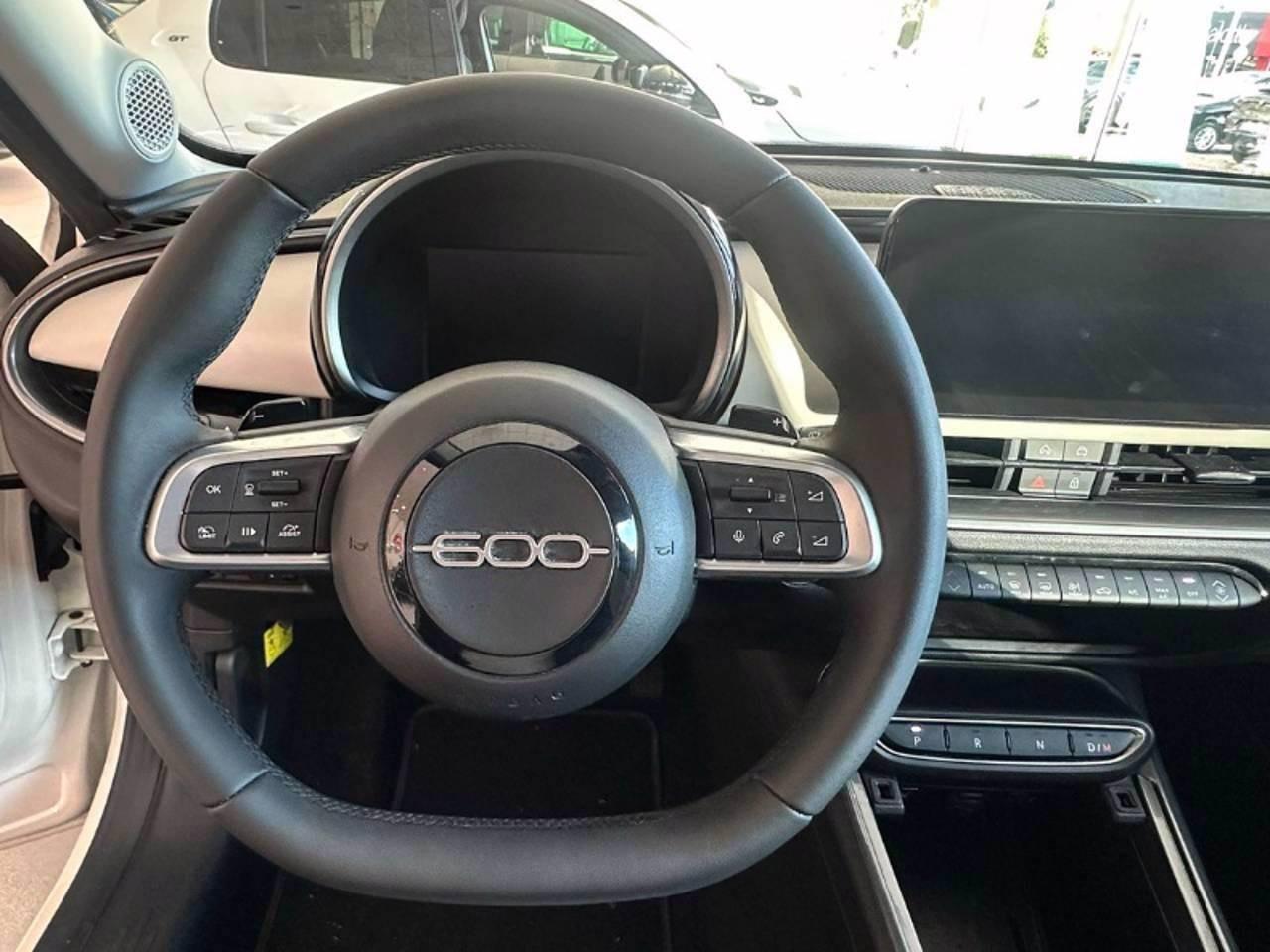 FIAT 600 IV 2023 - 600 1.2 hybrid La Prima 110cv auto