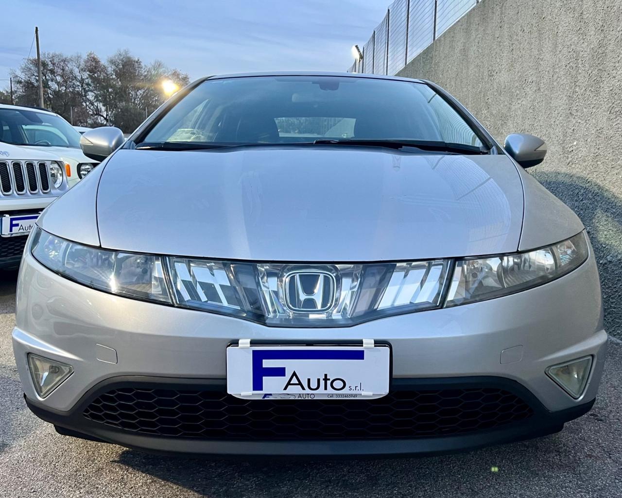 Honda Civic 1.4 i-DSi 5p.Sport,NEOPATENTATI,Climatronic,cerchi in lega,ecc.