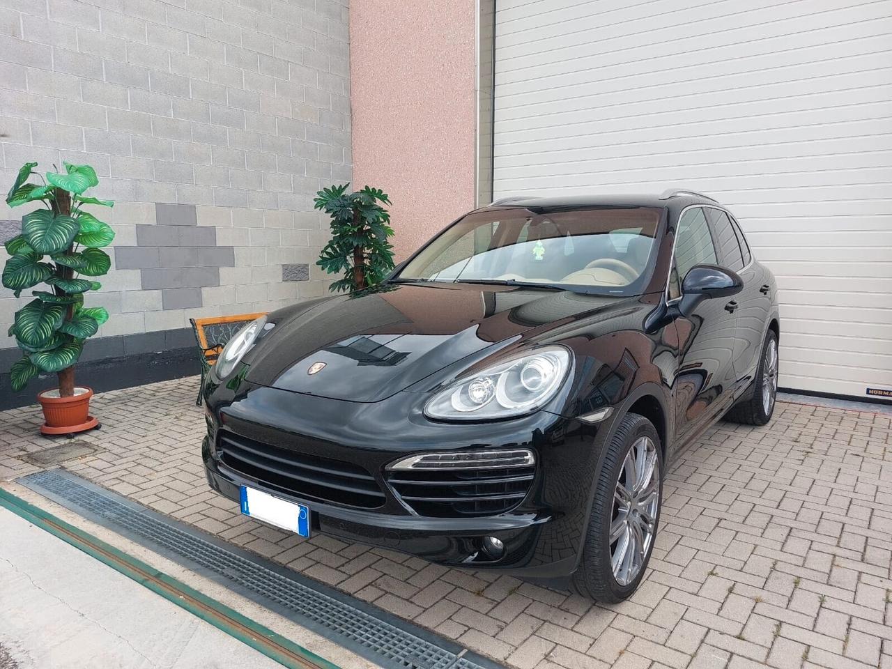 PORSCHE CAYENNE 3.0 V6 TDI 245cv CRHONO SPORT !!!