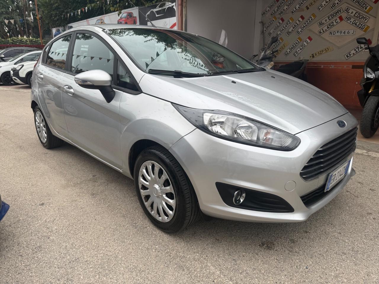 Ford Fiesta 1.0 80CV 5 porte Titanium