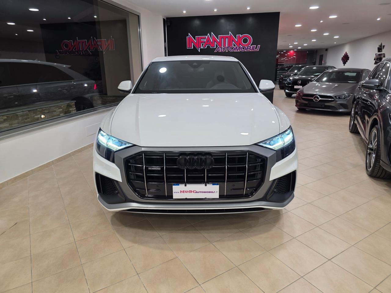 Audi Q8 50 TDI 286 CV quattro tiptronic Sport