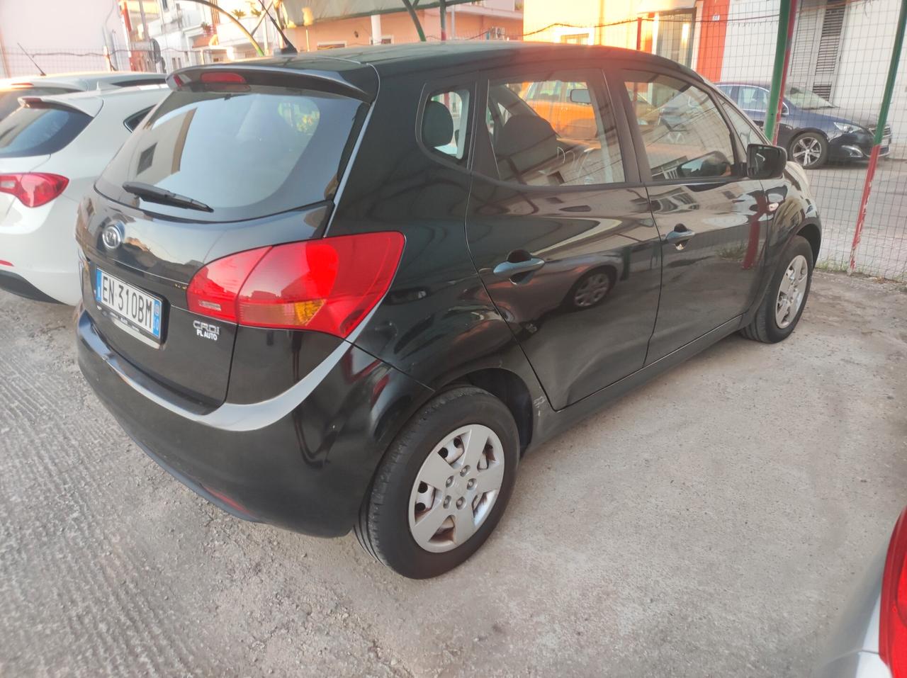 Kia Venga 1.4 CRDi 90CV Cool