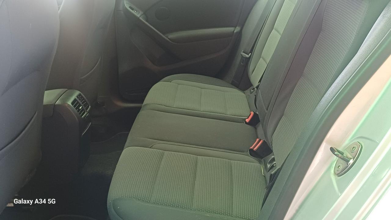 Volkswagen Golf Business 1.6 TDI 5p. Highline