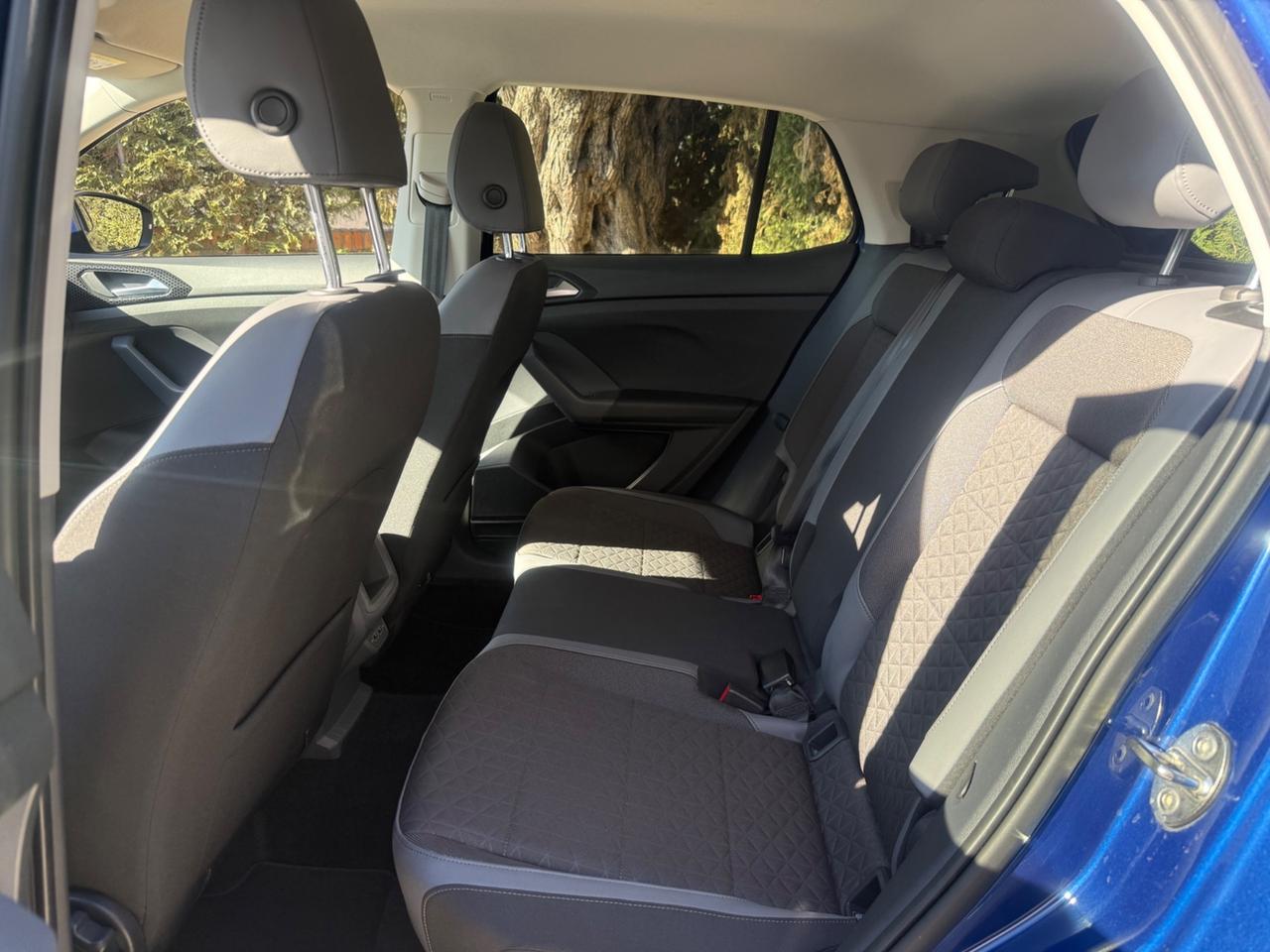 Volkswagen T-Cross 1.6 TDI 95CV R-LINE (NEOPATENTATI)