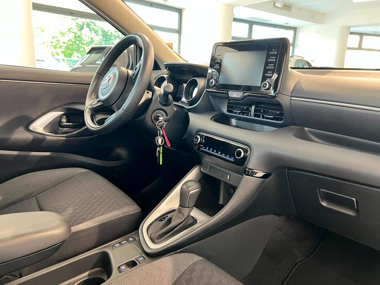 Toyota Yaris 1.5 Hybrid 5 porte Trend