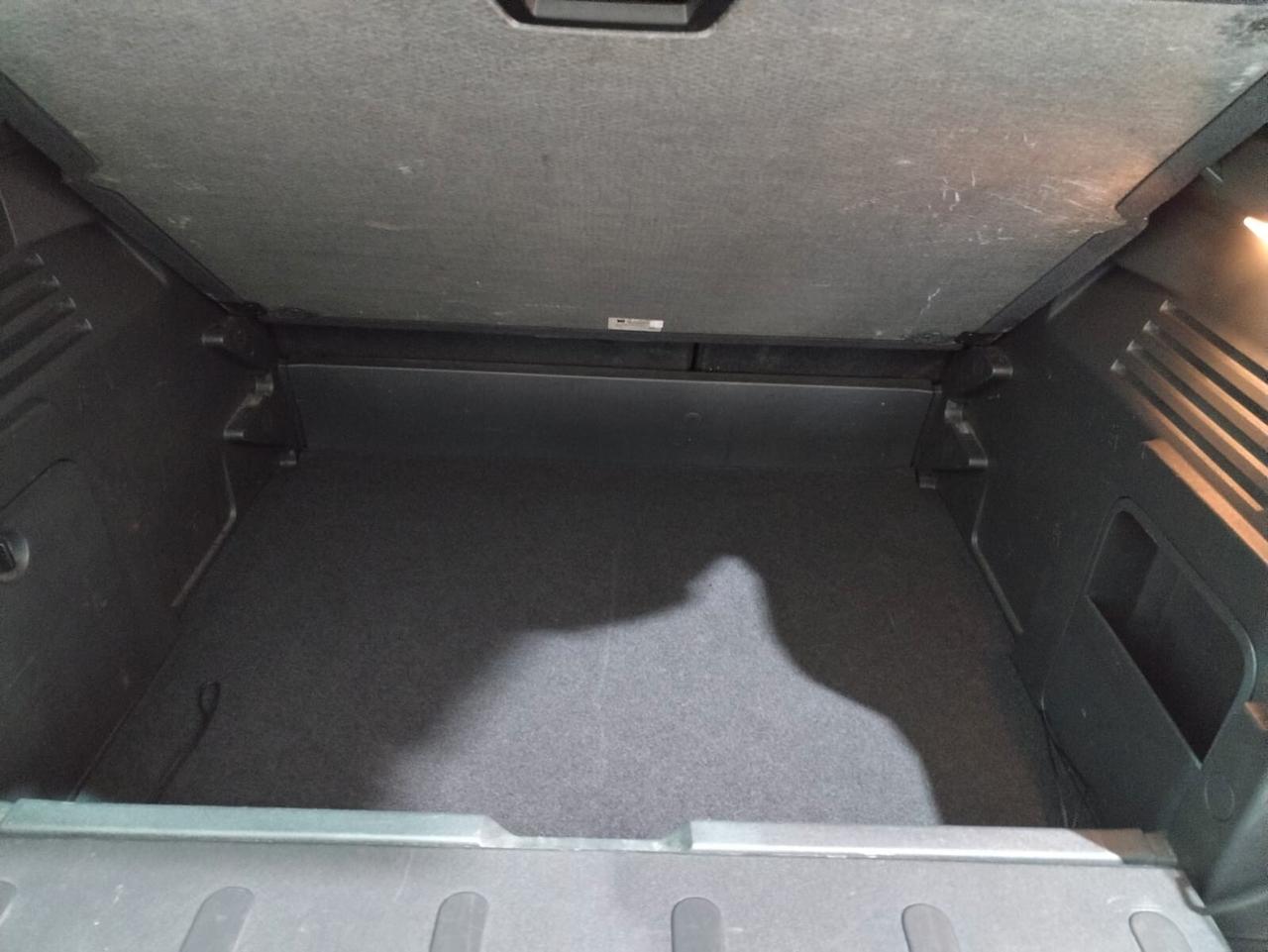 Peugeot 3008 1.6 HDi 115CV Business