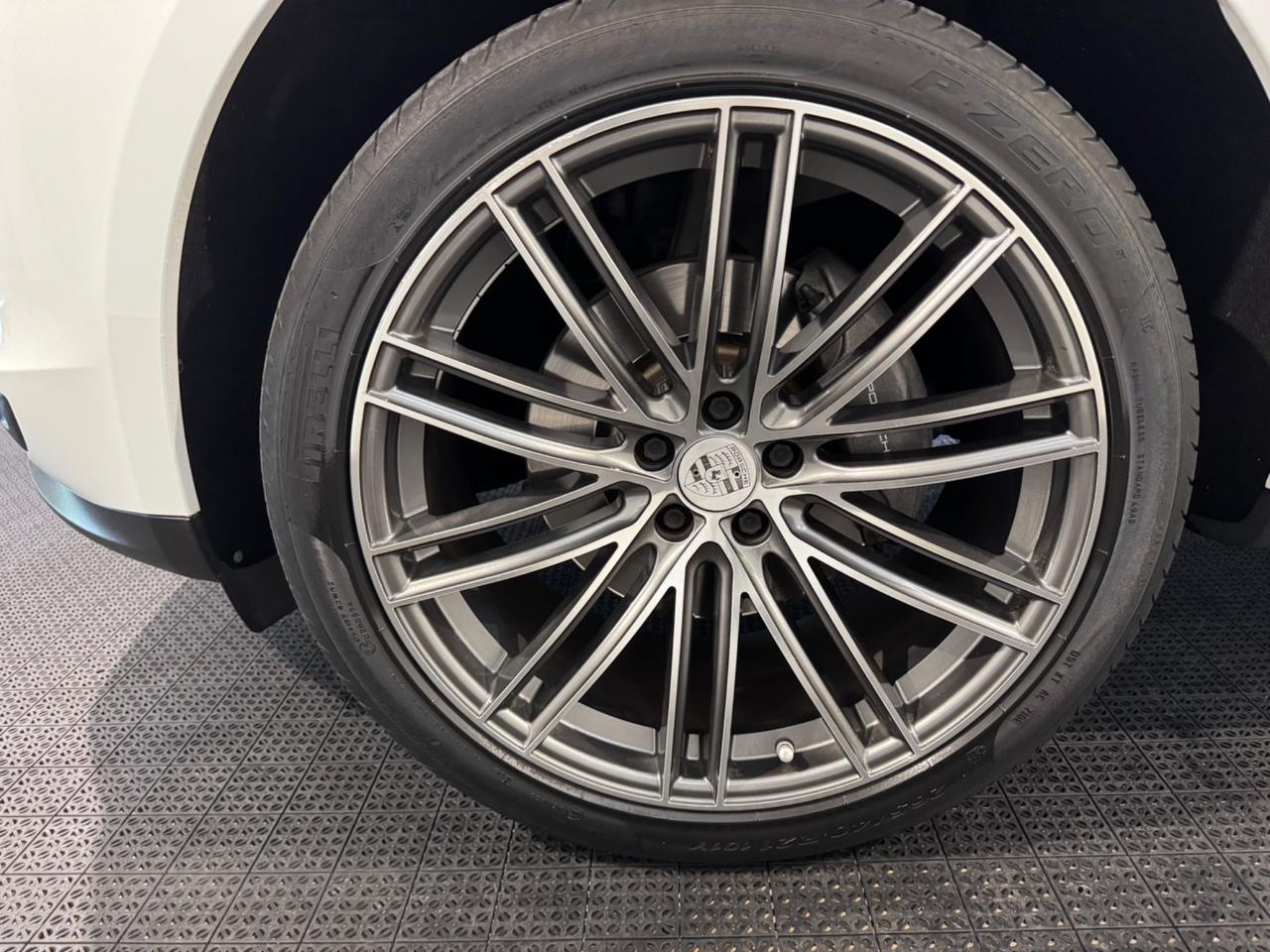 Porsche Macan 2.0 TETTO - PASM - CERCHI 21"" FULL!!