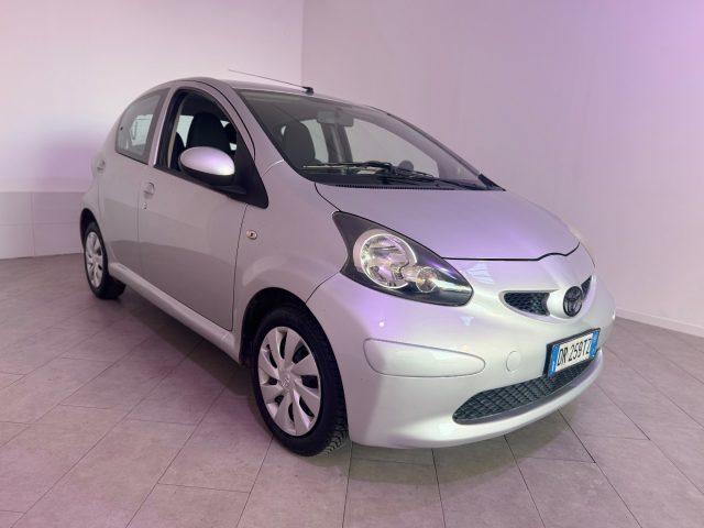 TOYOTA Aygo 1.0 12V VVT-i 5 porte Griffe