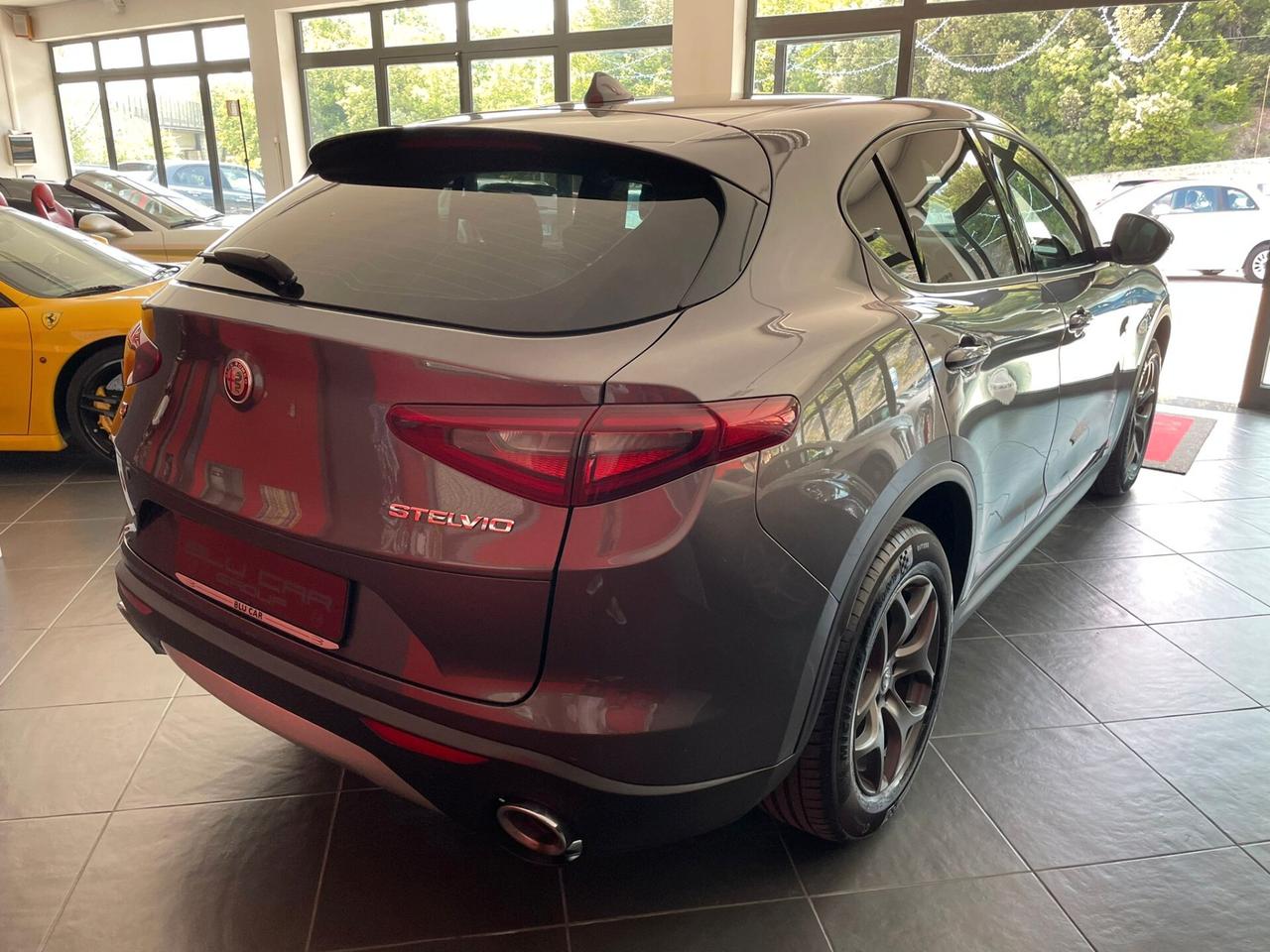 ALFA STELVIO 2.2JTDM SUPER Q4 210cv