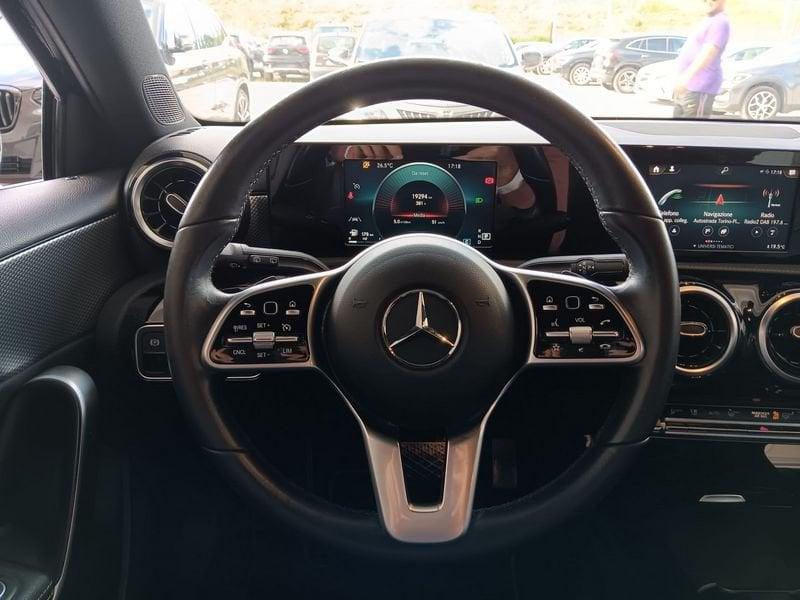Mercedes-Benz Classe A - W177 2018 Diesel A 180 d Sport auto