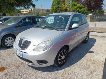 Lancia Ypsilon 1.4 Elle Ecochic GPL Tua a 90€ al Mese