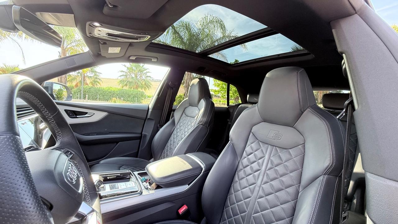 Audi Q8 50 TDI 286 CV quattro tiptronic Sport