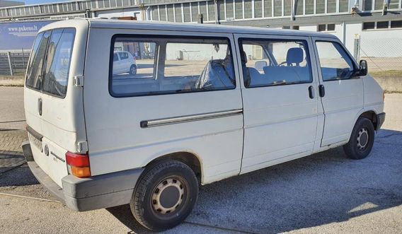 Volkswagen Transporter 2.4 D Vetrato